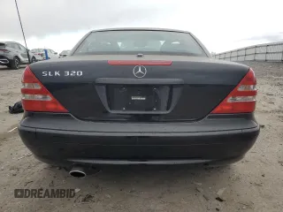 2002 Mercedes-Benz SLK 320 z VIN WDBKK65F12F250431, wystawiony jako Copart lot #86139214 z przebiegiem 72 356 mil mil oraz Czysty tytuł • Clean title. Historia ofert i sprzedaży dostępna na DreamBid. Obrazek 6.