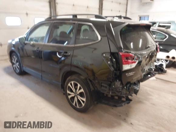 2021 Subaru Forester Limited with VIN JF2SKAUC6MH443923, listed as a IAAI auction lot 41814312 with 68,485 mi miles. Bid and sale history available at carsss.com. Image 3.