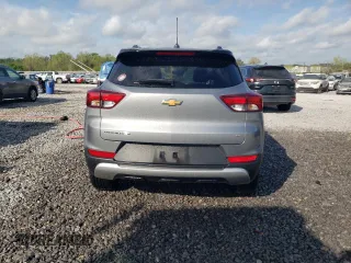 2023 Chevrolet TrailBlazer LT with VIN KL79MPSL4PB191896, listed as a Copart auction lot 51867635 with 25,492 mi miles and Salvage Title. Bid and sale history available at DreamBid. Image 6.