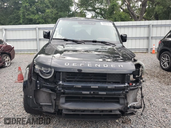 2020 Land Rover Defender X with VIN SALEX7EU4L2034420, listed as a Copart auction lot 59281815 with 41,249 mi miles and Salvage title. Bid and sale history available at DreamBid. Image 5.