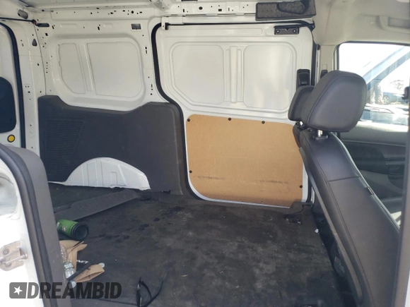 2023 Ford Transit Connect XL z VIN NM0LS7S28P1564317, wystawiony jako Copart lot #49393975 z przebiegiem 25 599 mil mil oraz Nie do naprawy • Non repairable. Historia ofert i sprzedaży dostępna na DreamBid. Obrazek 10.