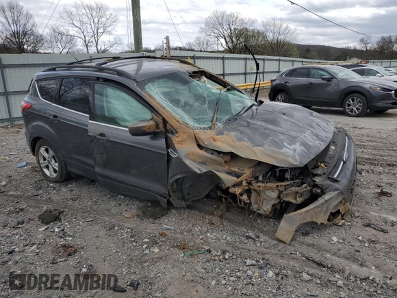 2016 Ford Escape SE с VIN 1FMCU9G99GUC88965, выставлен на аукционе Copart как лот 49808165 с пробегом 96 016 миль миль и На запчасти • Non repairable. История ставок и продаж доступна на DreamBid. Изображение 4.