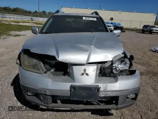 2003 Mitsubishi Outlander XLS with VIN JA4LX41G13U042485, listed as a Copart auction lot 48997135 with 282,028 mi miles and Salvage Title. Bid and sale history available at carsss.com. Image 5.