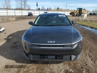 2025 Kia K4 LXS with VIN 3KPFT4DE6SE032041, listed as a Copart auction lot 49870905 with 1,996 mi miles and Salvage Title. Bid and sale history available at carsss.com. Image 5.