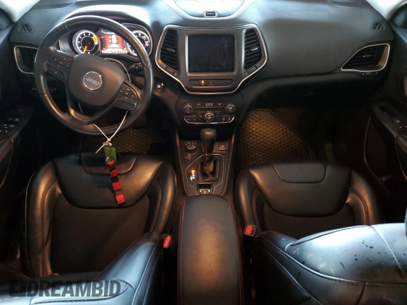 2019 Jeep Cherokee Trailhawk Elite with VIN 1C4PJMBX0KD314515, listed as a Copart auction lot 86926364 with 89,422 mi miles and Salvage Title. Bid and sale history available at carsss.com. Image 8.