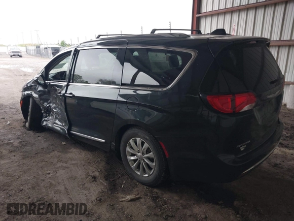 2018 Chrysler Pacifica Touring L z VIN 2C4RC1BG8JR211405, wystawiony jako IAAI lot #42301088 z przebiegiem 92 876 mil mil oraz . Historia ofert i sprzedaży dostępna na DreamBid. Obrazek 3.