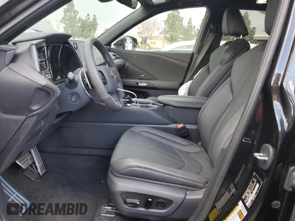 2024 Lexus TX 500h F Sport Premium z VIN 5TDABAB67RS005714, wystawiony jako Copart lot #48547155 z przebiegiem 811 mil mil oraz Szkoda całkowita • Salvage title. Historia ofert i sprzedaży dostępna na DreamBid. Obrazek 7.