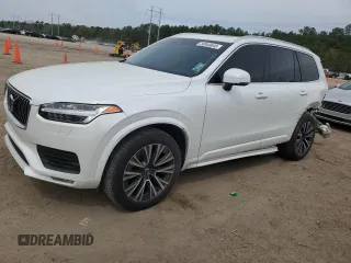 2022 Volvo XC90 Momentum with VIN YV4102PK2N1784672, listed as a Copart auction lot 50940645 with 28,956 mi miles and Salvage Title. Bid and sale history available at carsss.com. Image 1.