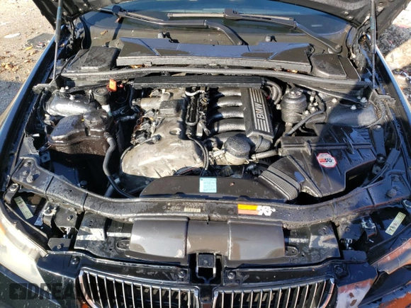 2006 BMW 3 Series 330i z VIN WBAVB33536PS19413, wystawiony jako Copart lot #85938524 z przebiegiem 168 680 mil mil oraz Nie do naprawy • Non repairable. Historia ofert i sprzedaży dostępna na DreamBid. Obrazek 11.