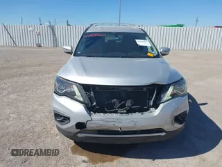 2018 Nissan Pathfinder SV with VIN 5N1DR2MN1JC660200, listed as a IAAI auction lot 41868462 with 134,809 mi miles. Bid and sale history available at carsss.com. Image 12.