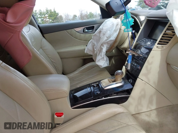 2011 Infiniti FX with VIN JN8AS1MW1BM140576, listed as a IAAI auction lot 42019408 with 146,346 mi miles. Bid and sale history available at carsss.com. Image 5.