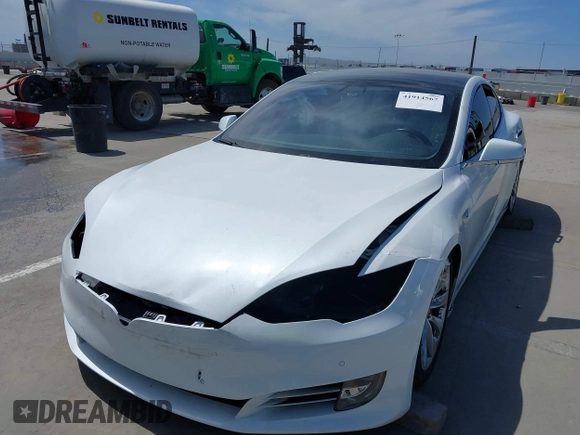2018 Tesla Model S 75D with VIN 5YJSA1E25JF245269, listed as a IAAI auction lot 41914567 with 56,086 mi miles and . Bid and sale history available at DreamBid. Image 6.