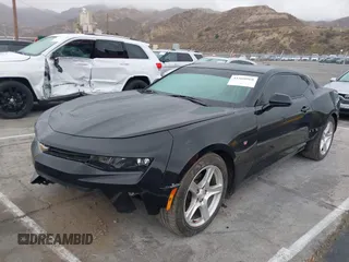 2017 Chevrolet Camaro 1LT z VIN 1G1FB1RS5H0203694, wystawiony jako IAAI lot #41560968 z przebiegiem Nie podano mil oraz . Historia ofert i sprzedaży dostępna na DreamBid. Obrazek 17.