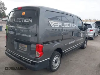 2021 Nissan NV200 SV z VIN 3N6CM0KN2MK690257, wystawiony jako IAAI lot #42086985 z przebiegiem 63 614 mil mil oraz . Historia ofert i sprzedaży dostępna na DreamBid. Obrazek 4.