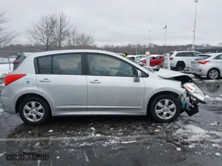 2011 Nissan Versa 1.8 S with VIN 3N1BC1CP1BL371272, listed as a IAAI auction lot 41561113 with 155,755 mi miles. Bid and sale history available at carsss.com. Image 14.