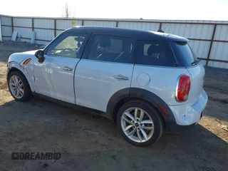 2012 MINI Countryman with VIN WMWZB3C55CWM03612, listed as a IAAI auction lot 41445142 with 217,495 mi miles and . Bid and sale history available at DreamBid. Image 3.