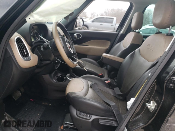 2017 FIAT 500L Lounge with VIN ZFBCFACH1HZ040164, listed as a Copart auction lot 47177495 with 35,209 mi miles and Salvage Title. Bid and sale history available at DreamBid. Image 7.