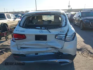 2017 Mercedes-Benz GLC 300 z VIN WDC0G4JB8HF185341, wystawiony jako IAAI lot #41804808 z przebiegiem 52 952 mil mil oraz . Historia ofert i sprzedaży dostępna na DreamBid. Obrazek 16.
