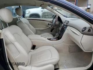 2009 Mercedes-Benz CLK 350 z VIN WDBTK56F69T103711, wystawiony jako Copart lot #49587035 z przebiegiem 48 244 mil mil oraz Szkoda całkowita • Salvage title. Historia ofert i sprzedaży dostępna na DreamBid. Obrazek 5.