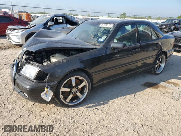 1999 Mercedes-Benz C z VIN WDBHA33E5XF777031, wystawiony jako Copart lot #57914774 z przebiegiem Nie podano mil oraz Szkoda całkowita • Salvage title. Historia ofert i sprzedaży dostępna na DreamBid. Obrazek 1.