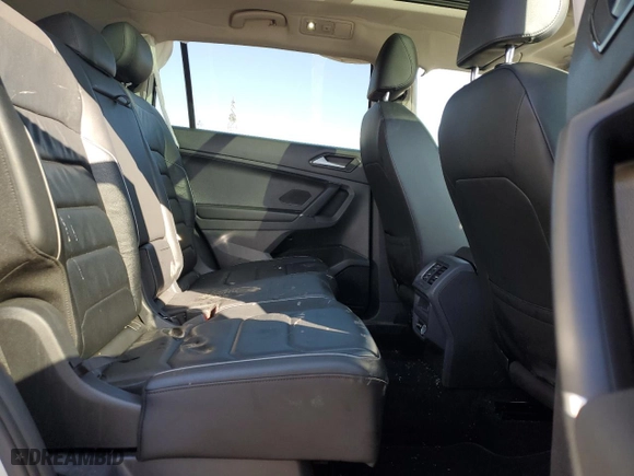 2018 Volkswagen Tiguan SEL Premium with VIN 3VV4B7AX6JM118344, listed as a Copart auction lot 50157515 with 186,812 mi miles and Salvage Title. Bid and sale history available at carsss.com. Image 11.