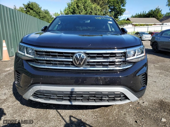 2023 Volkswagen Atlas Cross Sport 2.0T SE w/Technology with VIN 1V2JC2CA9PC213466, listed as a Copart auction lot 63170863 with 15,611 mi miles. Bid and sale history available at carsss.com. Image 5.