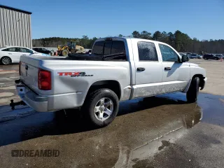 2007 Dodge Dakota SLT with VIN 1D7HW48K17S256649, listed as a Copart auction lot 45737475 with 138,835 mi miles and Salvage Title. Bid and sale history available at carsss.com. Image 3.