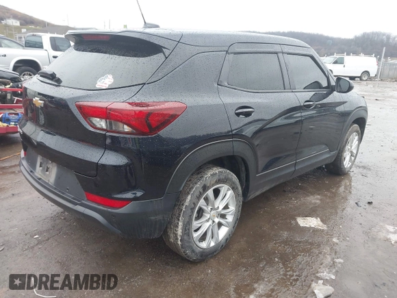 2021 Chevrolet TrailBlazer LS with VIN KL79MNSL7MB062440, listed as a IAAI auction lot 41164871 with 67,880 mi miles. Bid and sale history available at carsss.com. Image 4.