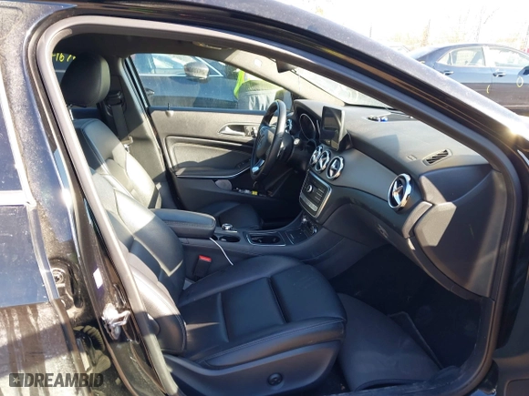 2020 Mercedes-Benz GLA with VIN WDCTG4GB5LU027306, listed as a IAAI auction lot 41636650 with 82,789 mi miles. Bid and sale history available at carsss.com. Image 5.