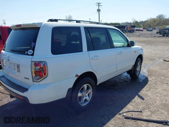 2007 Honda Pilot EX-L with VIN 2HKYF185X7H515012, listed as a IAAI auction lot 41914750 with 231,177 mi miles. Bid and sale history available at carsss.com. Image 4.