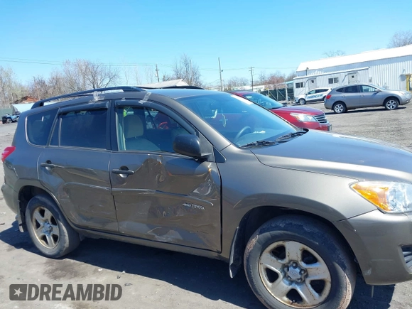 2009 Toyota RAV4 with VIN JTMBF33V395006715, listed as a IAAI auction lot 41999398 with 94,170 mi miles. Bid and sale history available at carsss.com. Image 6.