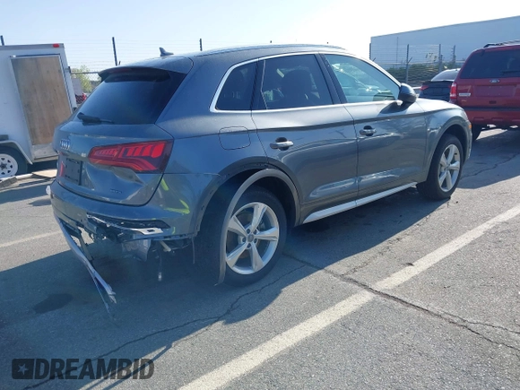 2020 Audi Q5 Premium with VIN WA1ANAFY2L2067095, listed as a IAAI auction lot 41929682 with 56,780 mi miles and . Bid and sale history available at DreamBid. Image 4.
