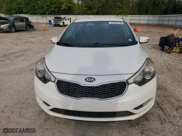 2016 Kia Forte 5-Door LX with VIN KNAFK5A82G5637956, listed as a Copart auction lot 53205155 with 84,830 mi miles and Clean Title. Bid and sale history available at carsss.com. Image 5.