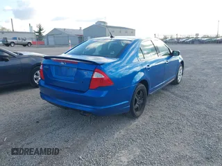 2011 Ford Fusion SE with VIN 3FAHP0HA3BR120444, listed as a IAAI auction lot 42031478 with 132,401 mi miles. Bid and sale history available at carsss.com. Image 4.