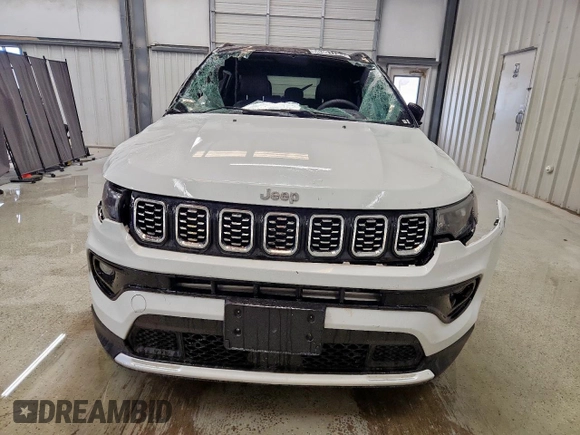 2025 Jeep Compass Limited with VIN 3C4NJDCN5ST509928, listed as a Copart auction lot 60301765 with 16,106 mi miles and Salvage title. Bid and sale history available at DreamBid. Image 5.