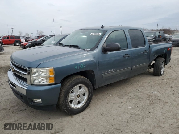2011 Chevrolet Silverado 1500 LT with VIN 3GCPCSE03BG327145, listed as a Copart auction lot 44756035 with 226,378 mi miles and Salvage Title. Bid and sale history available at DreamBid. Image 1.