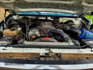 1997 Ford F-250 z VIN 3FTHF26F2VMA27004, wystawiony jako Copart lot #43172115 z przebiegiem 237 194 mil mil oraz Czysty tytuł • Clean title. Historia ofert i sprzedaży dostępna na DreamBid. Obrazek 7.