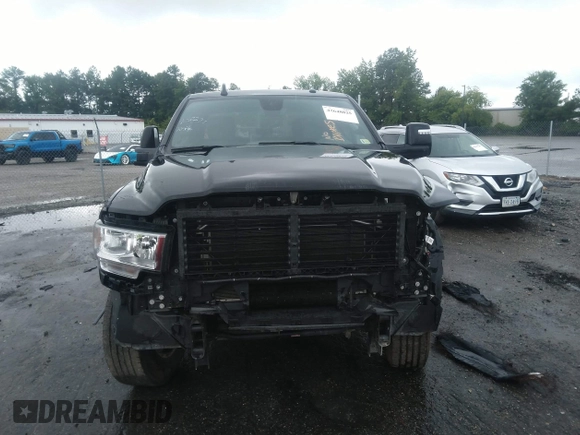 2024 Ram 2500 Big Horn z VIN 3C6UR5DJ6RG303615, wystawiony jako IAAI lot #42648825 z przebiegiem 35 078 mil mil oraz . Historia ofert i sprzedaży dostępna na DreamBid. Obrazek 13.
