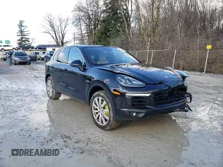 2016 Porsche Cayenne S E-Hybrid z VIN WP1AE2A29GLA17128, wystawiony jako Copart lot #87010884 z przebiegiem 130 895 mil mil oraz Szkoda całkowita • Salvage title. Historia ofert i sprzedaży dostępna na DreamBid. Obrazek 11.