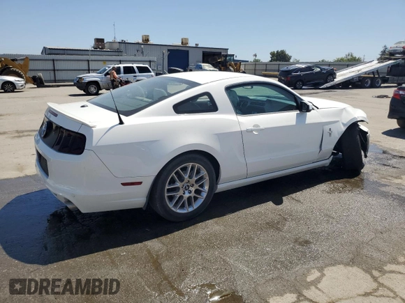 2013 Ford Mustang V6 with VIN 1ZVBP8AM3D5249841, listed as a Copart auction lot 61786475 with 130,835 mi miles and Salvage title. Bid and sale history available at DreamBid. Image 3.