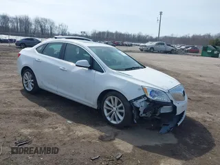 2016 Buick Verano Group z VIN 1G4PS5SK1G4122403, wystawiony jako IAAI lot #41807605 z przebiegiem 92 115 mil mil oraz . Historia ofert i sprzedaży dostępna na DreamBid. Obrazek 1.