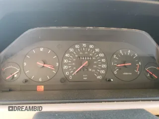 1995 Volvo 900 с VIN YV1JS8313S1211136, выставлен на аукционе Copart как лот 51517415 с пробегом 238 288 миль миль и Списание • Salvage title. История ставок и продаж доступна на DreamBid. Изображение 9.