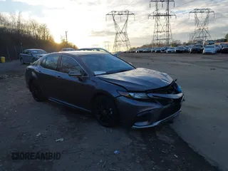 2021 Toyota Camry XSE z VIN 4T1K61AK1MU602400, wystawiony jako IAAI lot #41327333 z przebiegiem 78 141 mil mil oraz . Historia ofert i sprzedaży dostępna na DreamBid. Obrazek 1.