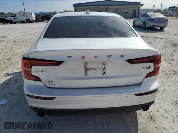 2020 Volvo S60 Momentum with VIN 7JRA22TK7LG041911, listed as a Copart auction lot 41256154 with 82,597 mi miles. Bid and sale history available at carsss.com. Image 6.