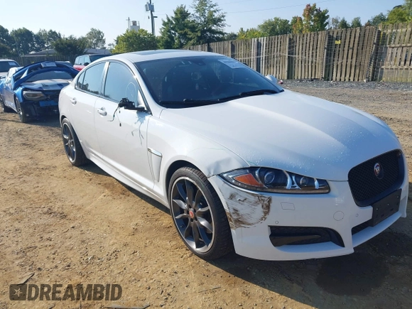2015 Jaguar XF V6 Portfolio with VIN SAJWJ0FF4F8U72149, listed as a IAAI auction lot 40386903 with 49,055 mi miles. Bid and sale history available at carsss.com. Image 1.