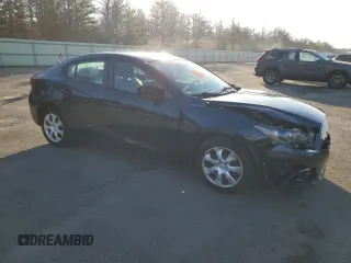 2015 Mazda 3 i Sport with VIN 3MZBM1U72FM204196, listed as a Copart auction lot 51032275 with 37,804 mi miles and Non Repairable. Bid and sale history available at carsss.com. Image 4.