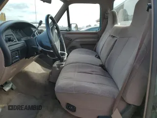 1996 Ford F-150 Special with VIN 1FTEF15N9TNA18714, listed as a Copart auction lot 44591755 with 136,243 mi miles and Salvage Title. Bid and sale history available at carsss.com. Image 7.