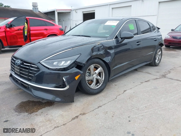 2022 Hyundai Sonata SE with VIN 5NPEG4JA9NH134242, listed as a IAAI auction lot 41972212 with 118,336 mi miles. Bid and sale history available at carsss.com. Image 18.