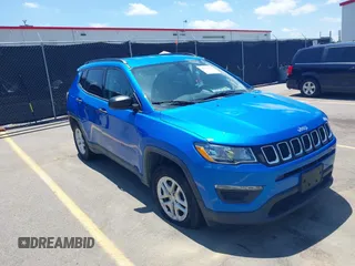 2018 Jeep Compass Sport z VIN 3C4NJCAB0JT338622, wystawiony jako IAAI lot #42287302 z przebiegiem 99 554 mil mil oraz . Historia ofert i sprzedaży dostępna na DreamBid. Obrazek 1.