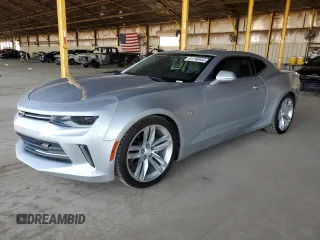 2018 Chevrolet Camaro 1LT z VIN 1G1FB1RS8J0188677, wystawiony jako Copart lot #61798465 z przebiegiem 106 246 mil mil oraz Czysty tytuł • Clean title. Historia ofert i sprzedaży dostępna na DreamBid. Obrazek 1.